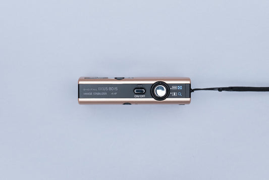 Canon IXUS 80 IS Compact Digital Camera