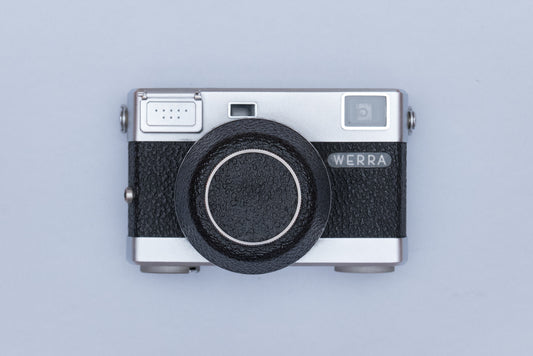 Werra IV Black Rangefinder 35mm Film Camera with Carl Zeiss Tessar lens