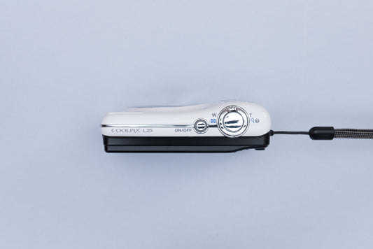 Nikon Coolpix L25 Compact Digital Camera