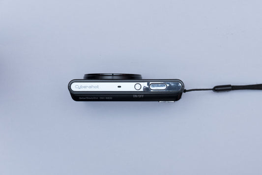 Sony Cyber-Shot DSC-W830 Compact Digital Camera Black