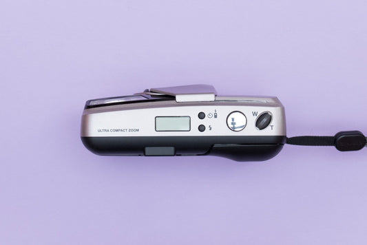 Olympus Superzoom 800S 35mm Point and Shoot Compact Film Camera