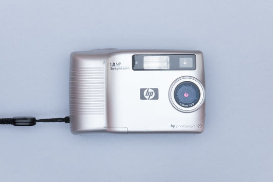 HP Photosmart 120 Compact Y2K CCD Digital Camera