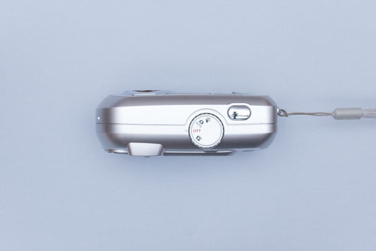 Kodak EasyShare CD40 Compact Y2K CCD Digital Camera 2000s Digicam