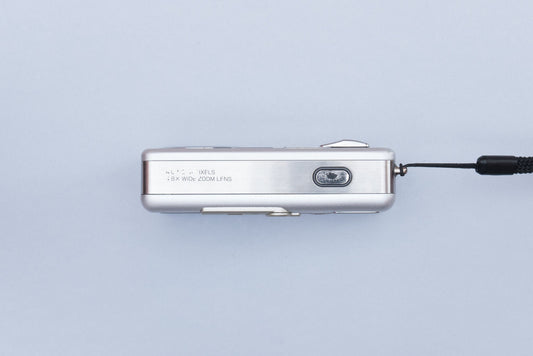 Ricoh Caplio R1 Compact Y2K Digital Camera