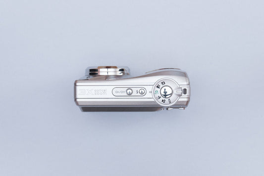 Kodak EasyShare C1713 Compact Y2K CCD Digital Camera 2000s Digicam