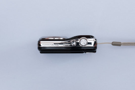 Fujifilm FinePix AX500 Compact Y2K CCD Digital Camera 2000s Digicam