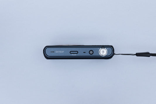 Samsung DV150F Compact Y2K CCD Digital Camera