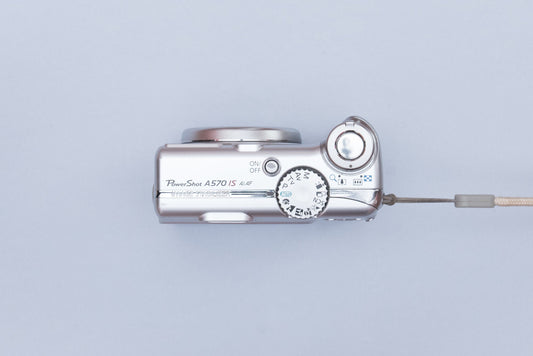 Canon PowerShot A570 IS Compact Y2K Digital Camera