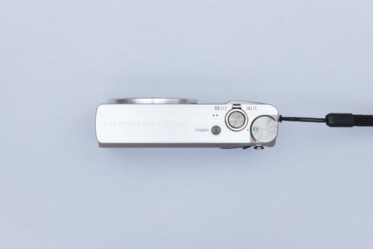 Ricoh CX1 Compact Y2K Digital Camera