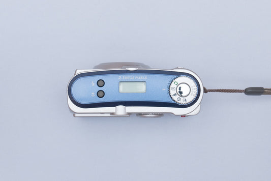 Samsung Digimax 200 Compact Y2K CCD Digital Camera 2000s Digicam