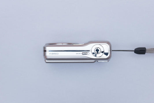 Fujifilm FinePix A850 Compact Y2K CCD Digital Camera 2000s Digicam