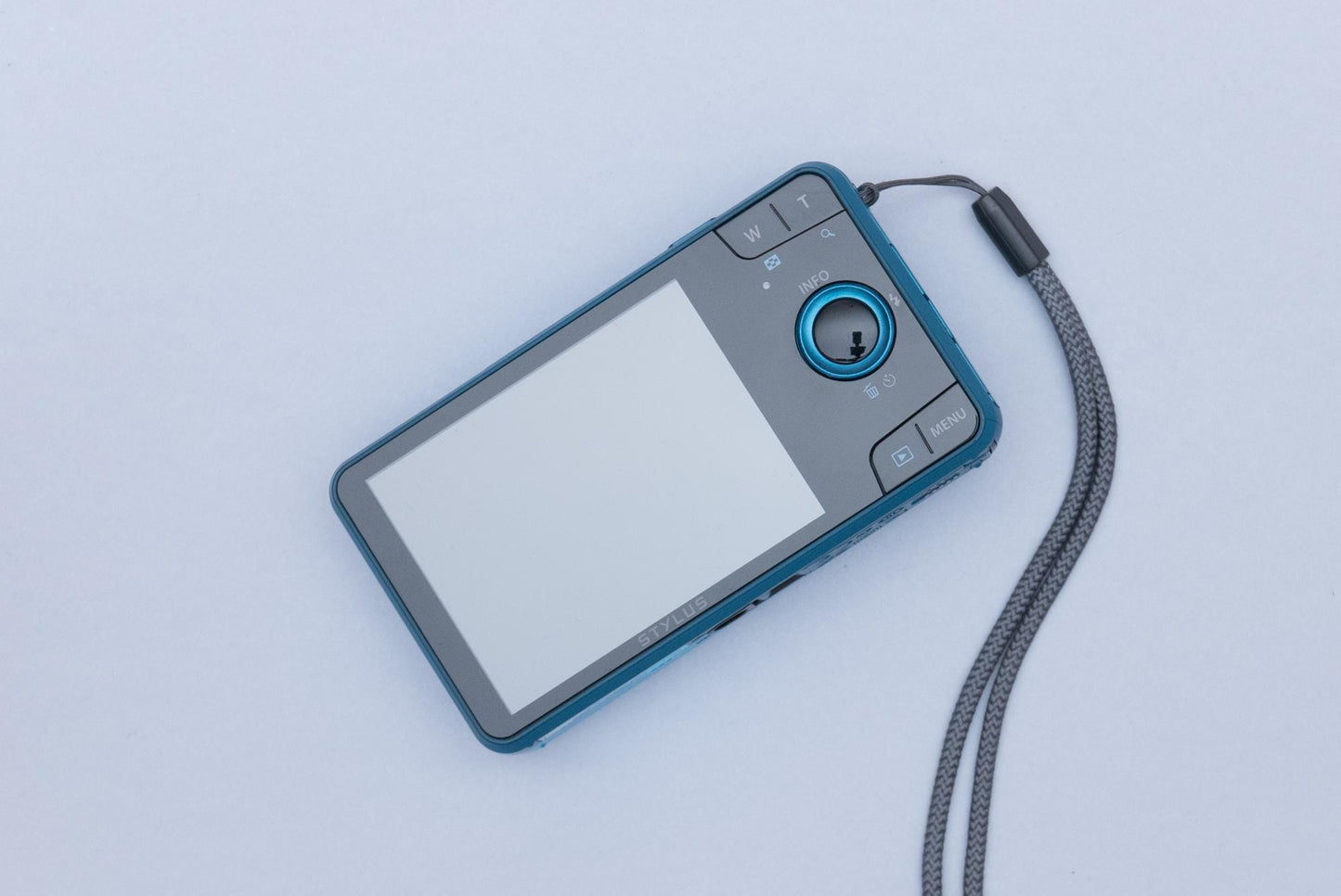 Olympus Stylus VH-520 Compact Y2K Digital Camera