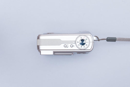 Kodak EasyShare C330 Compact Y2K CCD Digital Camera 2000s Digicam