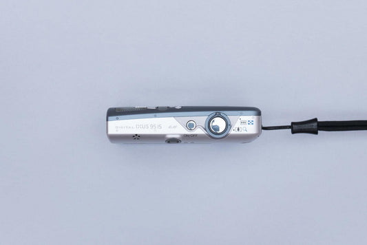 Canon IXUS 95 IS Y2K CCD Compact Digital Camera