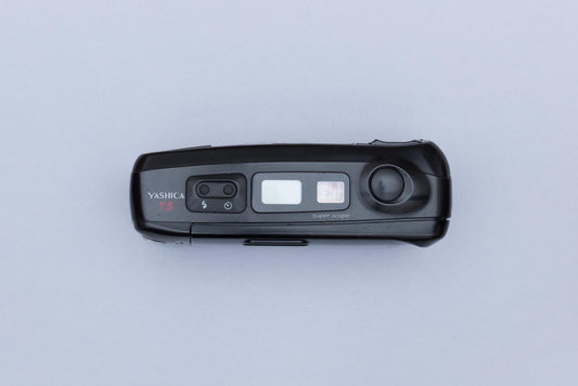 Yashica T5 Carl Zeiss Tessar 35mm Compact Film Camera Kyocera Point and Shoot