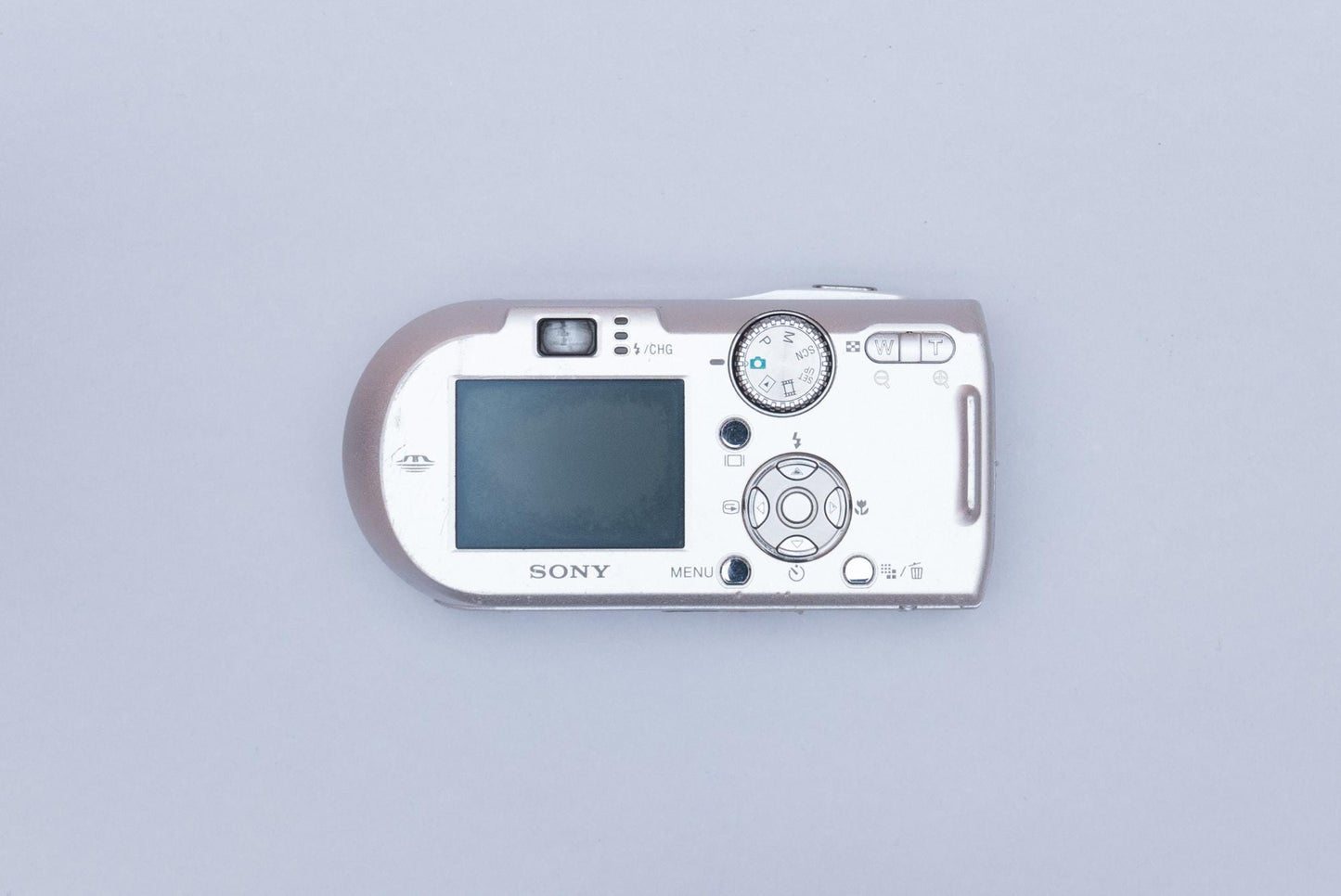 Sony Cyber-shot DSC-P100 Compact Y2K CCD Digital Camera 2000s Digicam Silver