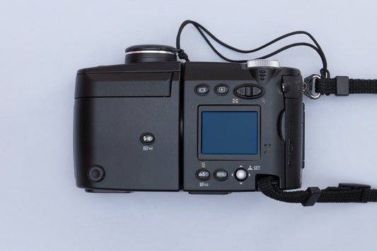 Nikon Coolpix 4500 Compact Y2K Digital Camera