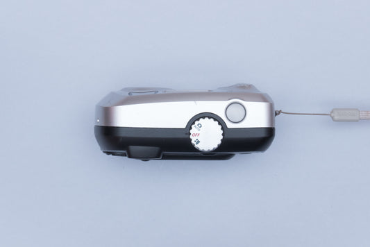 Kodak EasyShare CX6200 Compact Y2K Digital Camera