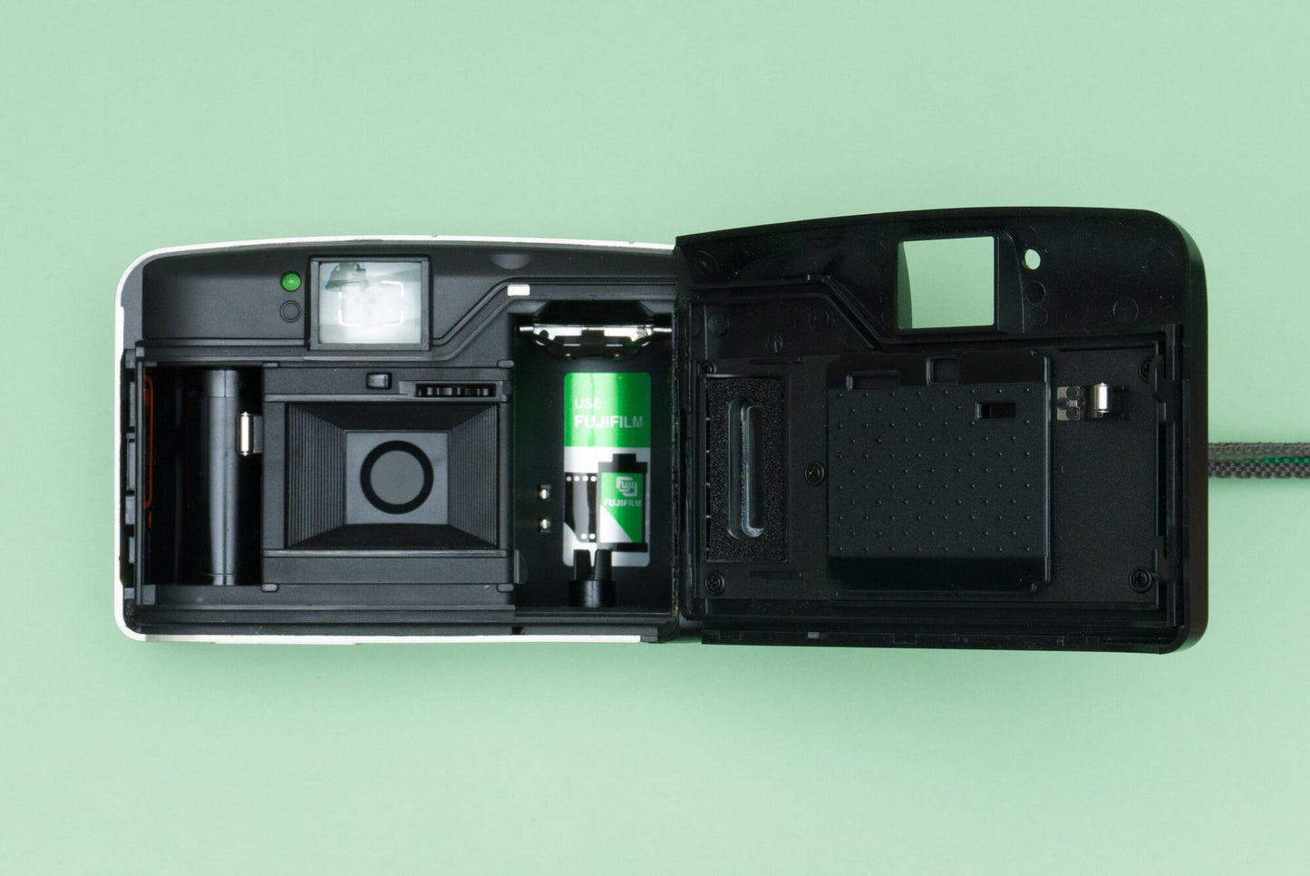 Fujifilm Clear Shot 20 DATE Compact 35mm Point and Shoot Film Camera