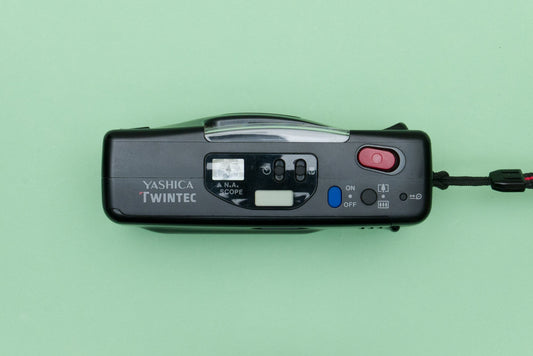 Yashica TWINTEC AF Tele/Wide Double Focus Point and Shoot 35mm Compact Film Camera