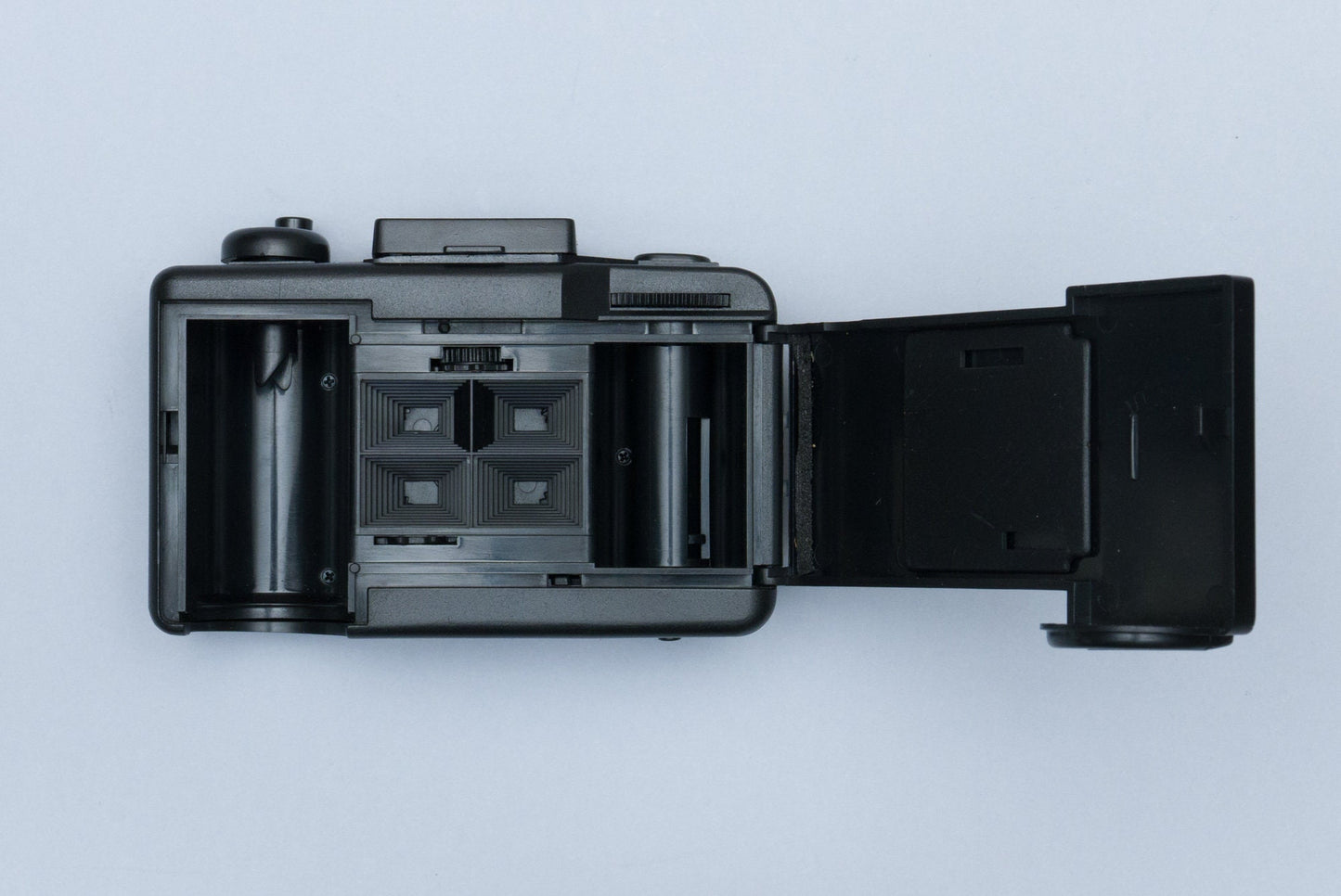 Lomography ActionSampler Fixed Focus 4-Lens 35mm Viewfinder Compact Film Camera