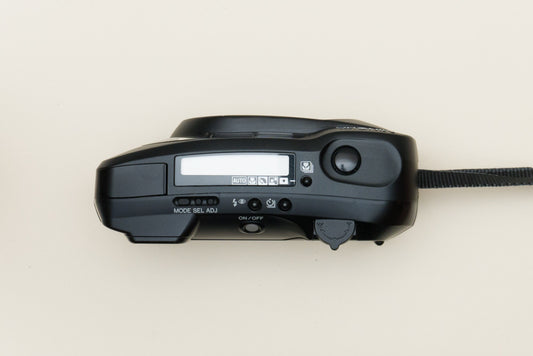 Minolta Supreme Freedom Zoom Compact 35mm Point and Shoot Film Camera