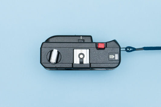 Эликон Elikon 535 BeLomo 35mm Point and Shoot Compact Film Camera