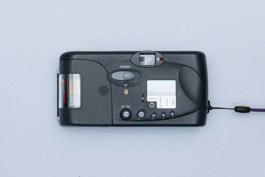 Kodak Easy Load 35 Compact Point and Shoot Film Camera