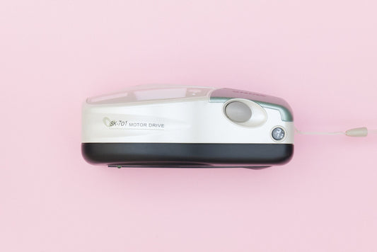 Skina SK-701 Big View Compact 35mm Point and Shoot Film Camera