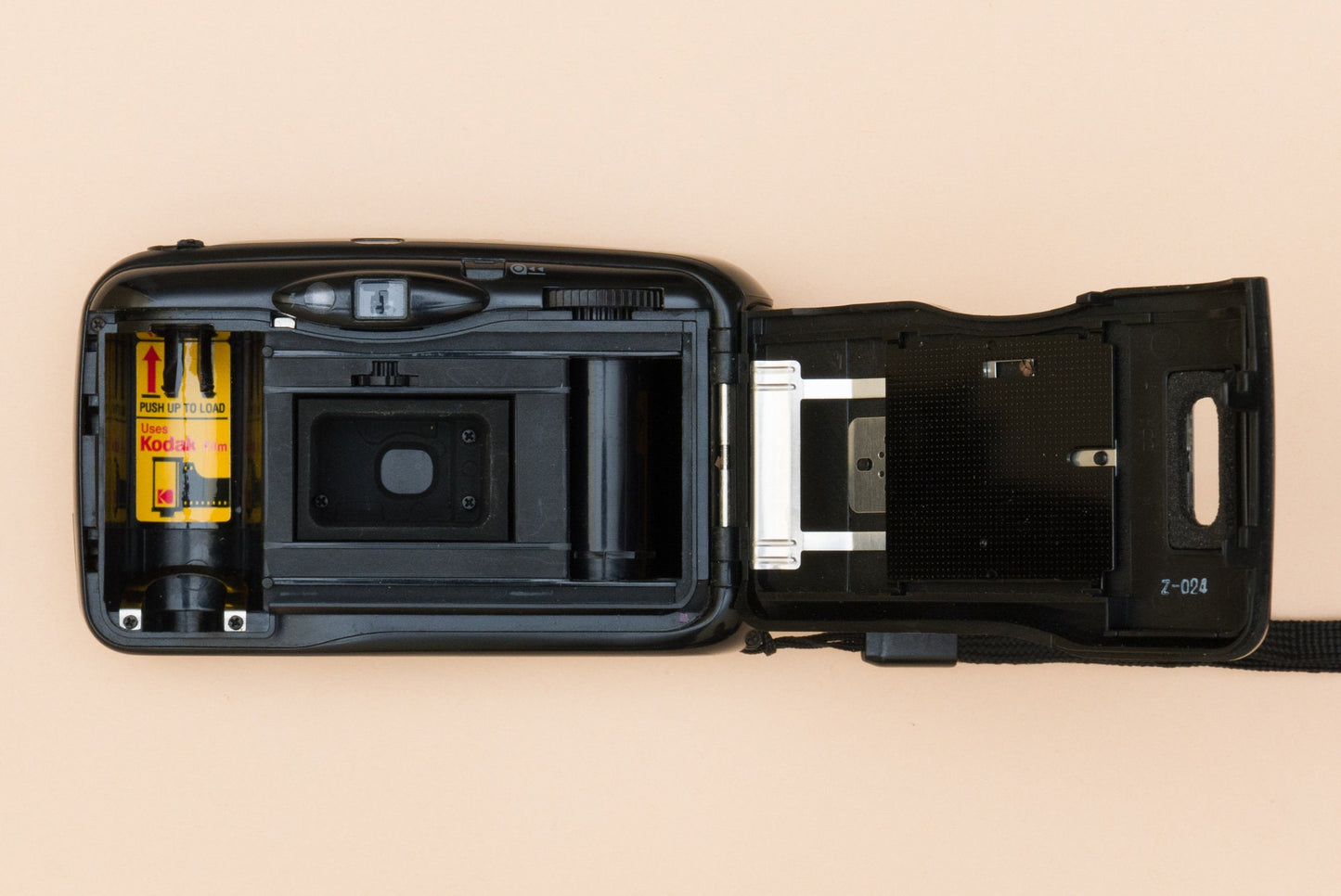 Kodak Cameo Focus Free Point and Shoot 35mm Compact Film Camera