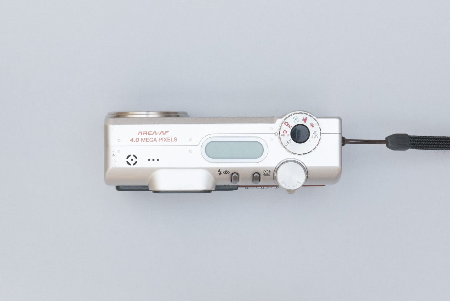 Minolta DiMAGE F200 Compact Y2K Digital Camera