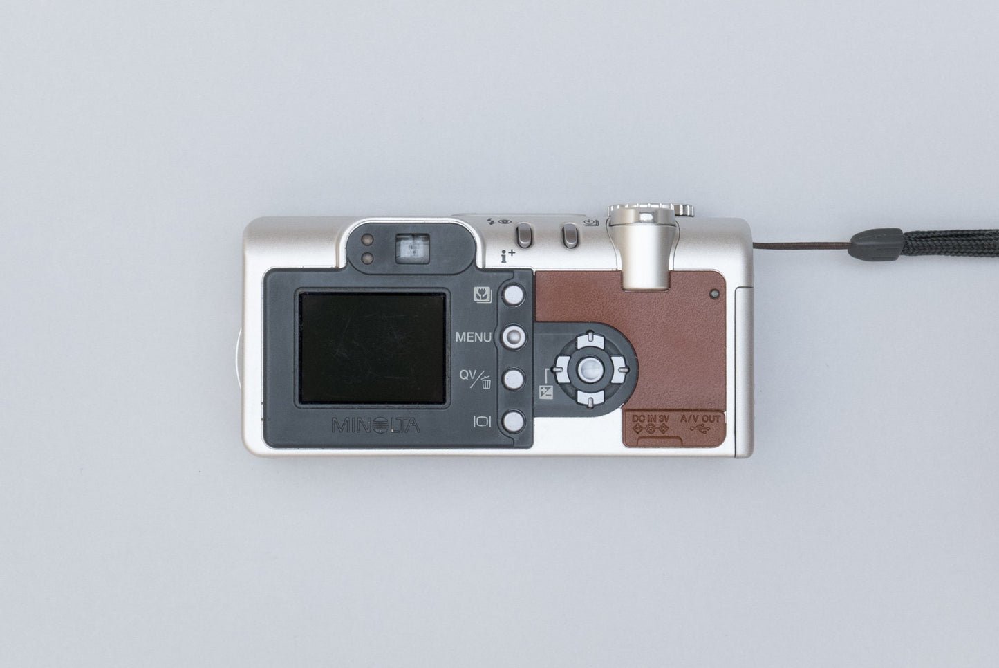 Minolta DiMAGE F200 Compact Y2K Digital Camera