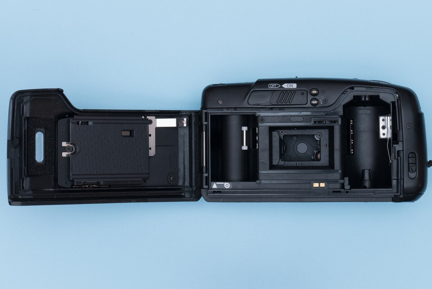 Ricoh FF-10 TWIN Dual Focus Compact 35mm Point and Shoot Film Camera