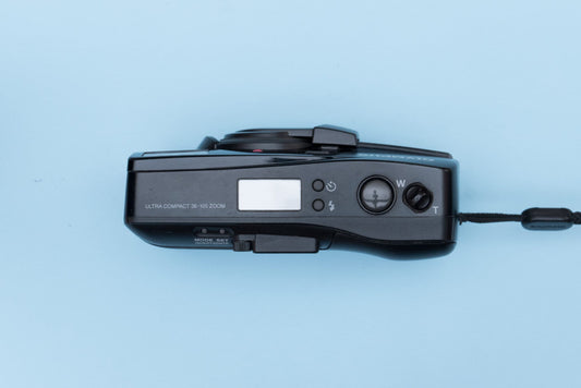 Olympus Infinity Accura Zoom 105 Point and Shoot 35mm Compact Film Camera