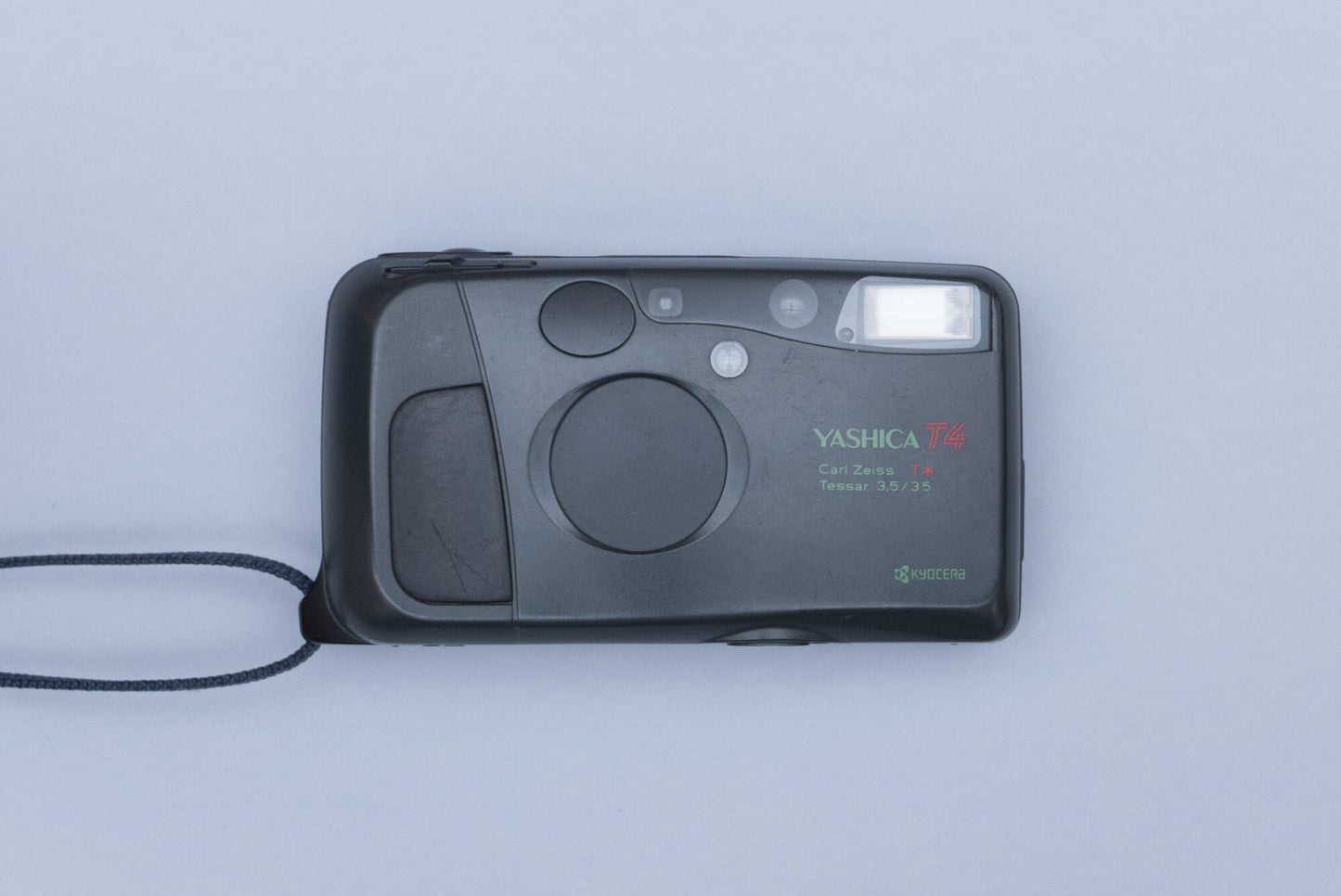 Yashica T4 Safari Carl Zeiss Tessar 35mm Compact Film Camera