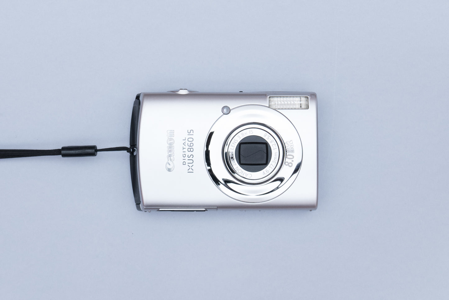 Canon IXUS 860 IS Compact Digital Camera