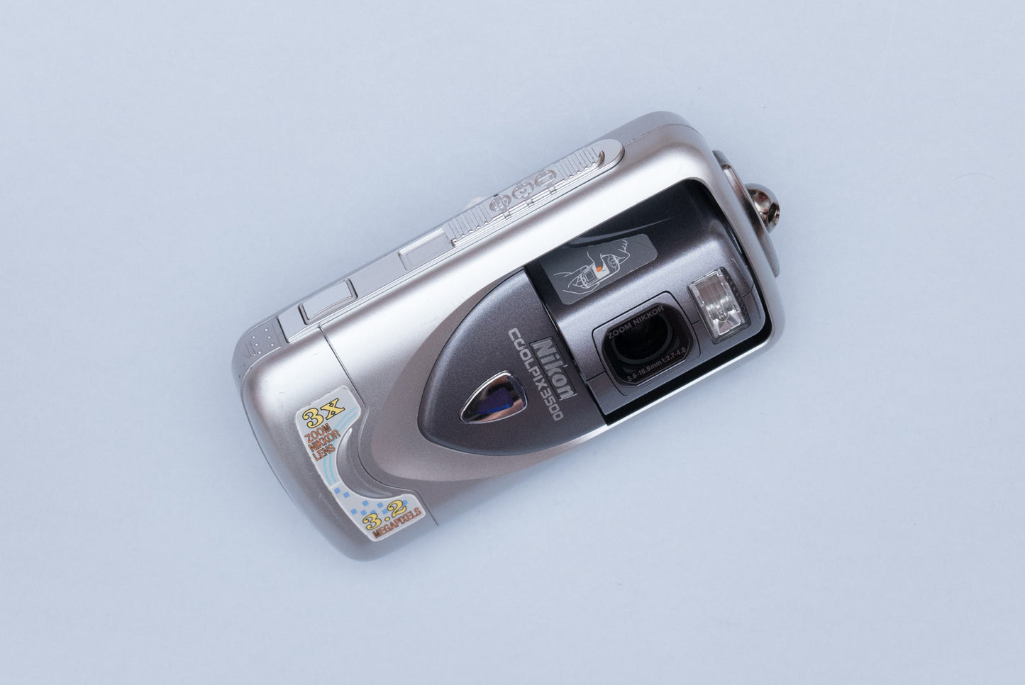 Nikon Coolpix 3500 Compact Y2K Digital Camera