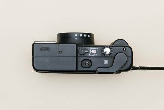 Chinon Monami 35 FS Compact 35mm Film Camera Point and Shoot