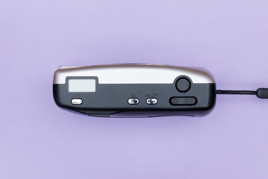 Leica Z2X Compact 35mm Point and Shoot Film Camera