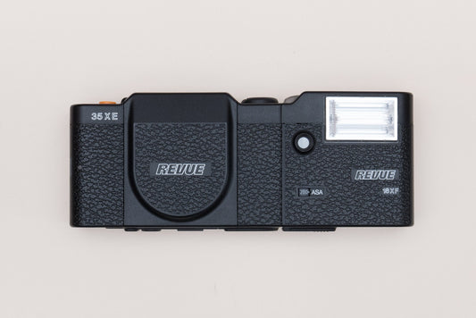 Revue 35 XE Compact 35mm Film Camera with 18 XF Flash