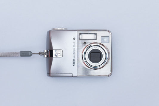 Kodak EasyShare C340 Compact Y2K CCD Digital Camera 2000s Digicam