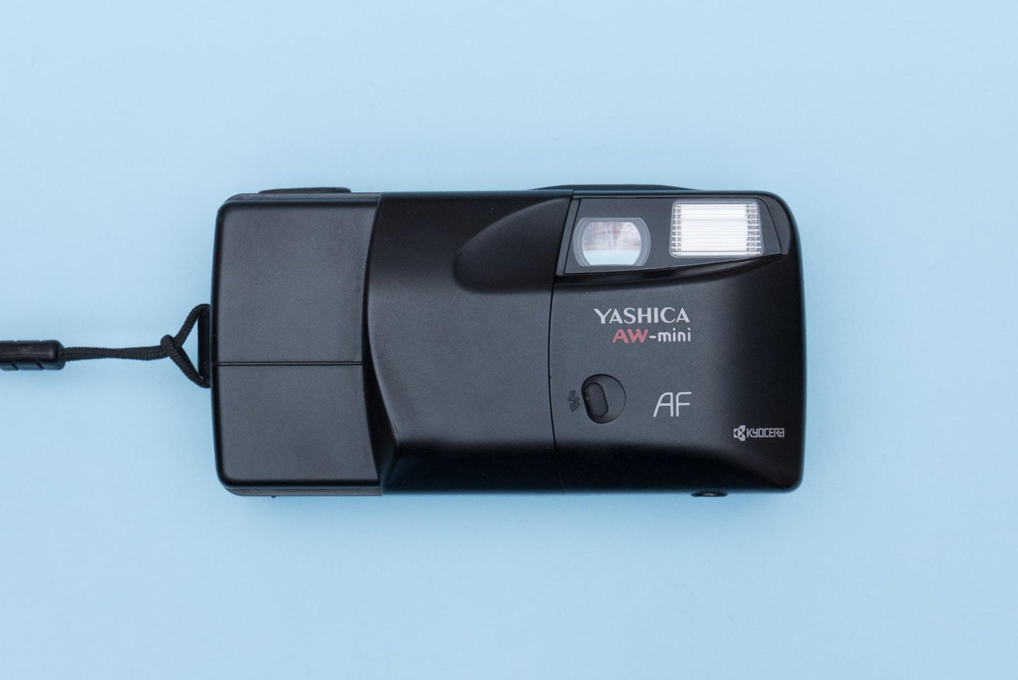 Yashica AW-mini Kyocera 35mm Compact Film Camera Point and Shoot