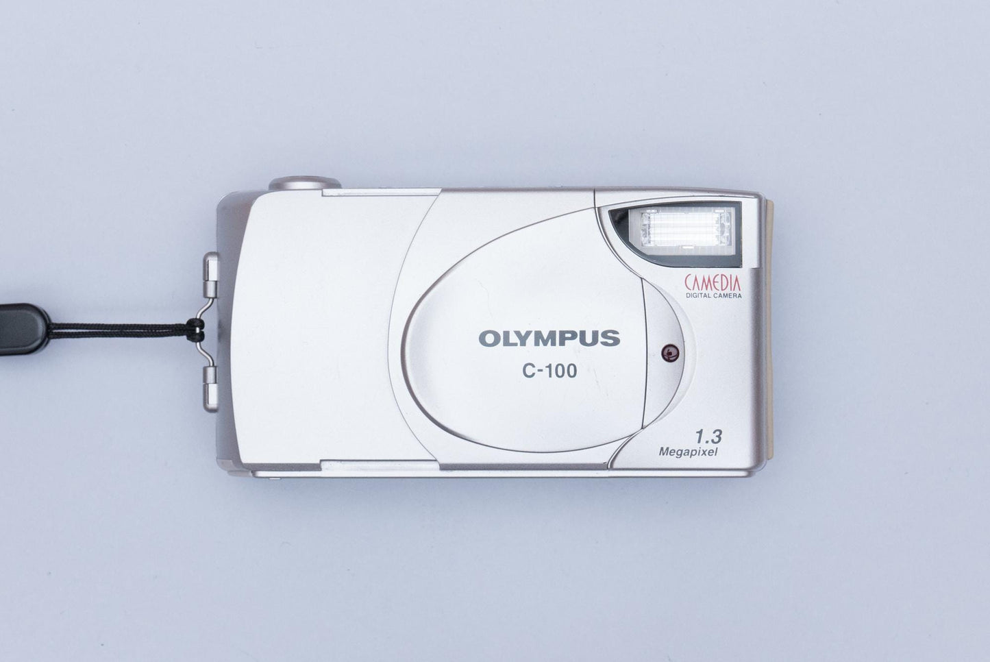 Olympus Camedia C-100 Compact Y2K Digital Camera