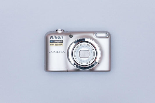 Nikon Coolpix A10 Compact Y2K Digital Camera