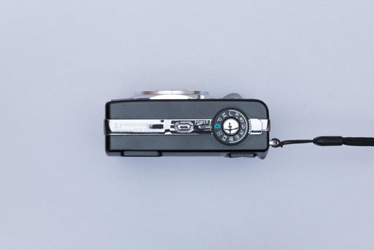 Sony Cyber-Shot DSC-W15 Compact Y2K Digital Camera