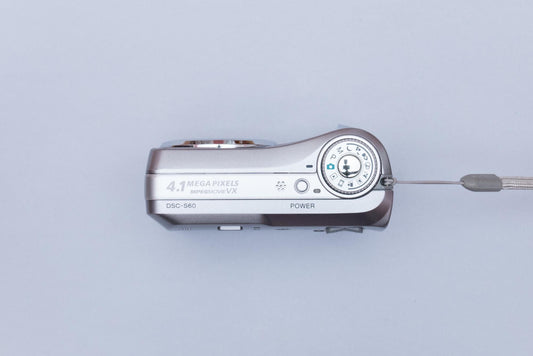 Sony Cyber-Shot DSC-S60 Compact Y2K Digital Camera