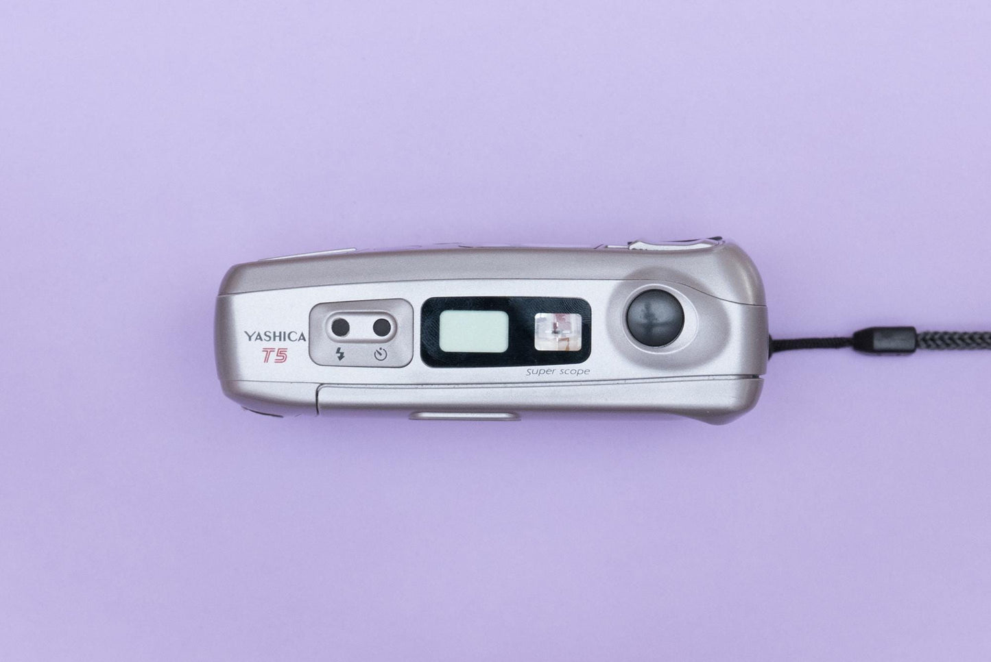 Yashica T5 Carl Zeiss Tessar 35mm Compact Film Camera Kyocera Point and Shoot