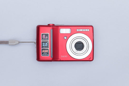 Samsung S630 Compact Y2K CCD Digital Camera