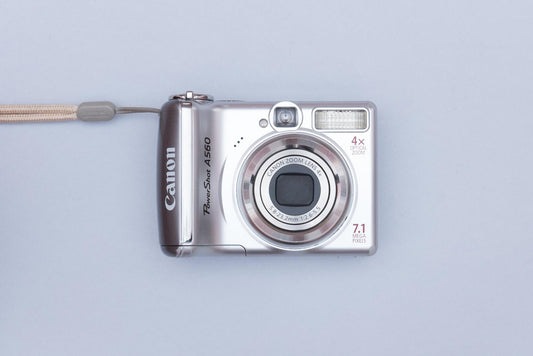 Canon PowerShot A560 Compact Y2K Digital Camera