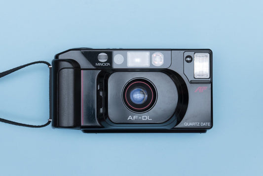 Minolta AF-DL QUARTZDATE Compact 35mm Point and Shoot Film Camera